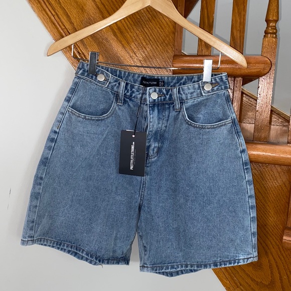 PrettyLittleThing Pants - Pretty Little Thing denim shorts